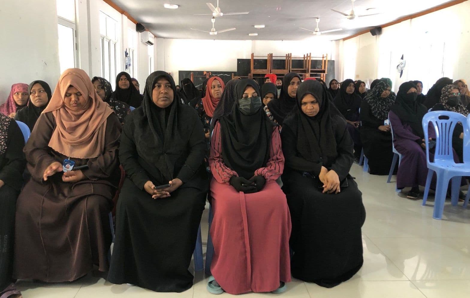 ފ. އަތޮޅު މަދަރުސާގެ ބެލެނިވެރިންނަށް މައުލޫމާތު ދިނުމުގެ ސެޝަނެއް ކުރިއަށް ގެންގޮސްފި