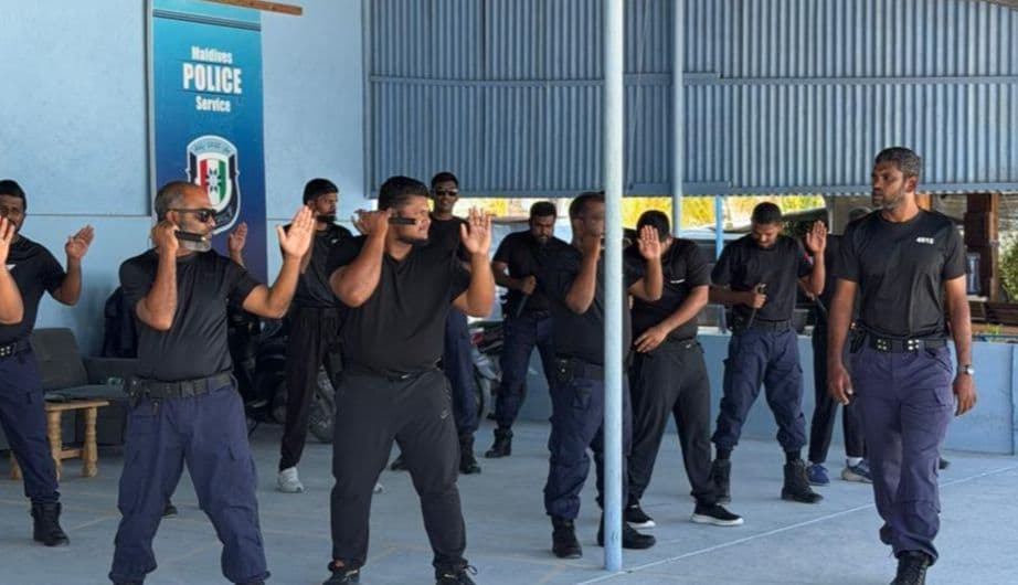 ފ. އަތޮޅުގައި މަސައްކަތްކުރާ ފުލުހުންނަށް “ޔޫސް އޮފް ފޯސް ރިފްރެޝަރ” ޕްރޮގްރާމް ކުރިއަށް ގެންގޮސްފި