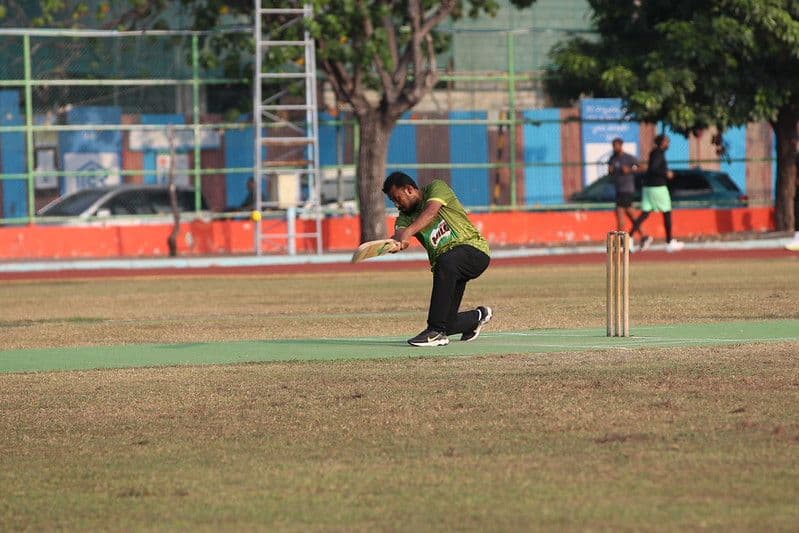 ރަމަޟާން ކްރިކެޓް ކާނިވަލް -  އޮފީސް ޓޭބްބޯޅަ މުބާރާތުގެ ޗެމްޕިއަންކަން ޕޮލިސް ކުލަބު ހޯދައިފި