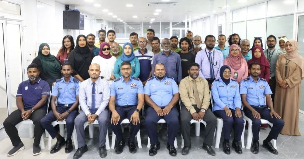 ވެމްކޯގެ މުވައްޒަފުން މަގުމަތީގެ ސަލާމަތާއި ރައްކާތެރިކަމަށް އަހުލުވެރިކުރުވުމަށް ކުރިއަށްގެންދިޔަ ޕްރޮގްރާމް ކާމިޔާބުކަމާއެކު ނިންމާލައިފި