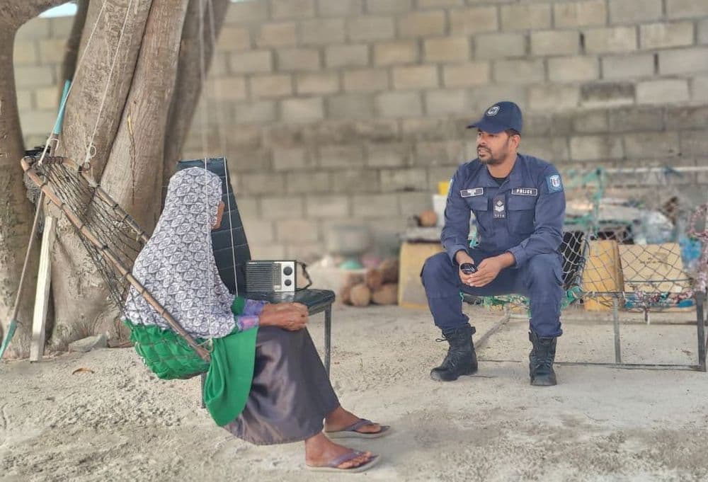 މަކުނުދޫގައި ދިރިއުޅޭ އުމުރުން ދުވަސްވީ މީހުން ހޭލުންތެރިކުރުވުމަށް މައުލޫމާތު ދިނުމުގެ ހަރަކާތެއް ކުރިއަށް ގެންގޮސްފި