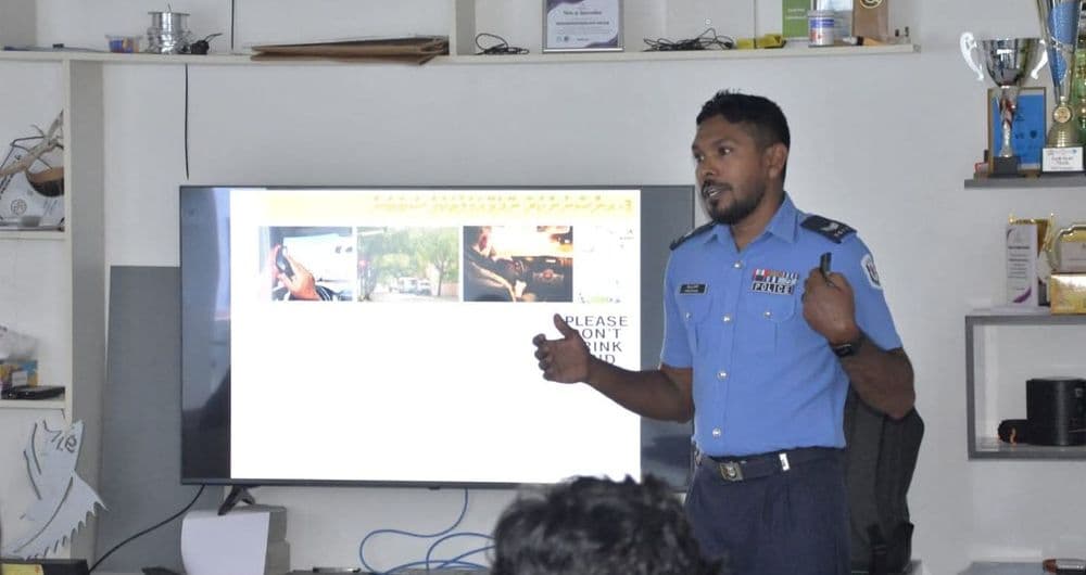 ޓެކްސީ ޑްރައިވަރުން ތަމްރީނުކުރުމާއި ތާޒާކުރުމުގެ މި އަހަރުގެ ފުރަތަމަ ޕްރޮގްރާމް ކުޅުދުއްފުށި ސިޓީގައި ކުރިއަށް ގެންގޮސްފި