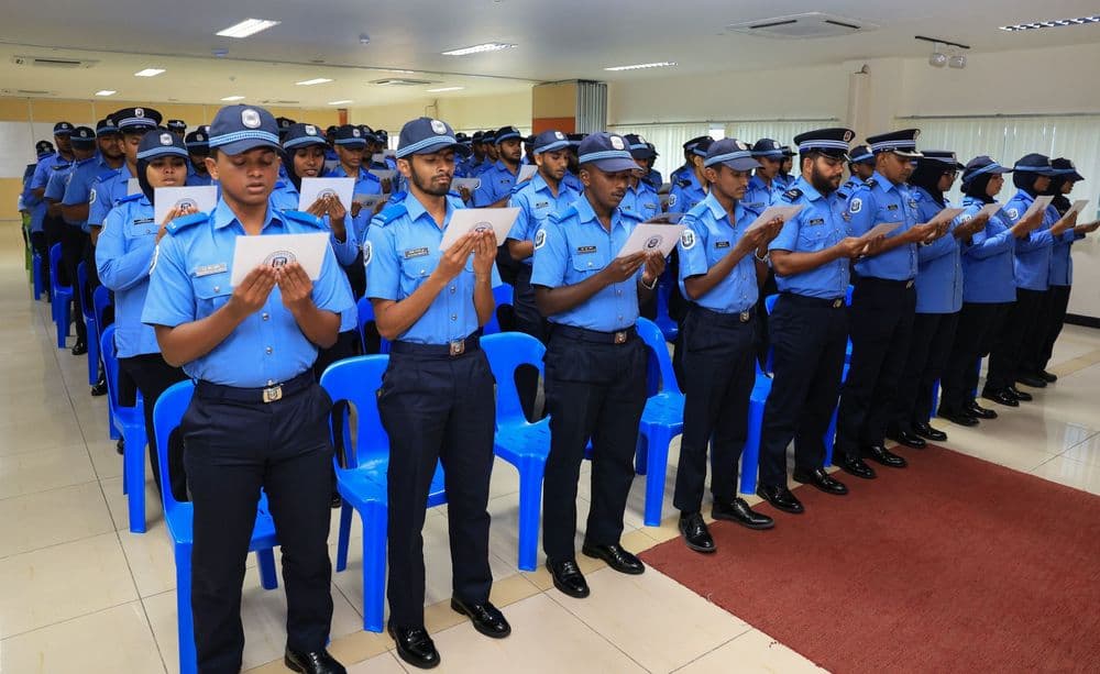 ފުލުހުންގެ ޚިދުމަތާ އަލަށް ގުޅުނު ފުލުހުން ހުވާކުރުމުގެ ރަސްމިއްޔާތު ބާއްވައިފި