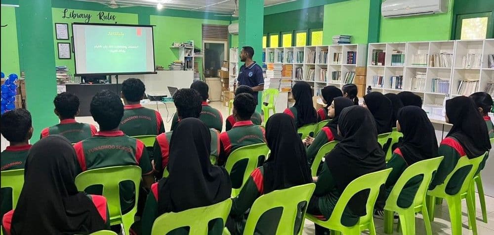 ފުނަދޫ ސުކޫލު ދަރިވަރުންނަށް މޯޓިވޭޝަނަލް ސެޝަނެއް ކުރިއަށް ގެންގޮސްފި