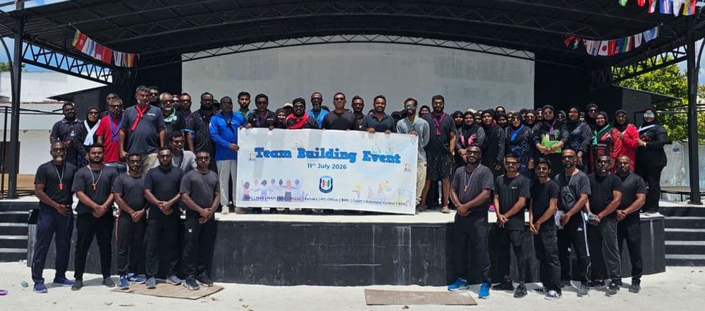 މަނަދޫ މުއައްސަސާތަކުގެ މުވައްޒަފުންނަށް ޓީމް ބިލްޑިންގ ހަރަކާތްތަކެއް ކުރިއަށް ގެންގޮސްފި